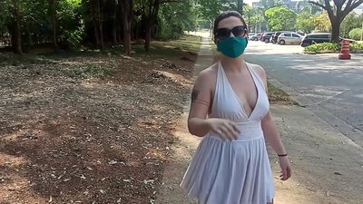 Miboridana ampahibemaso: tovovavy iray avy any Rosia nanandrana nanala ny akanjony teny an-dalamben'i Rio de Janeiro. Saika voasambotra izy.